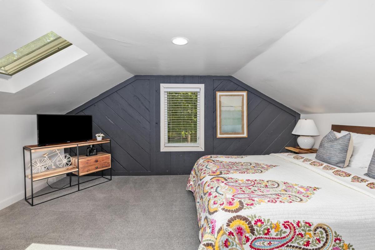 Hummingbird Apartment Saugatuck Exterior photo